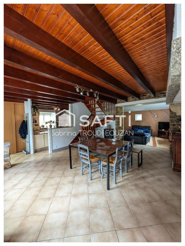 Maison - 126 m² - 6 pièces