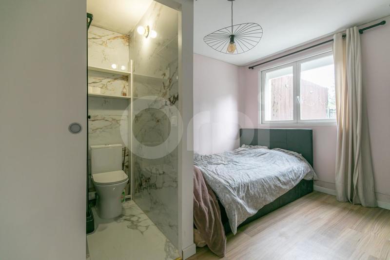 Appartement - 80 m² - 3 pièces