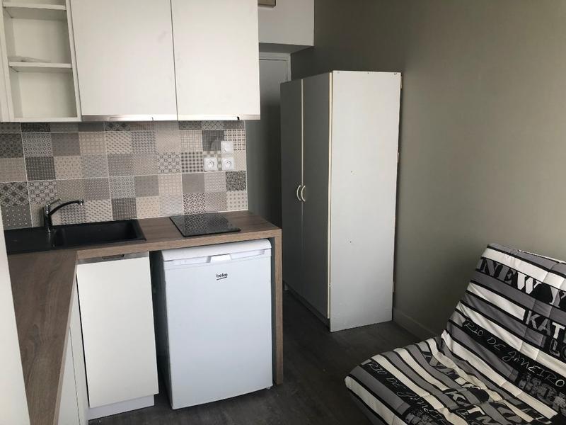 Studio - 12 m² - 2 pièces