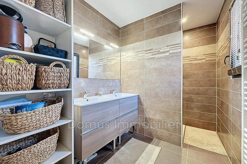 Maison - 152 m² - 6 pièces