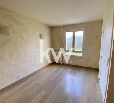 Bureau - 93 m² - 5 pièces