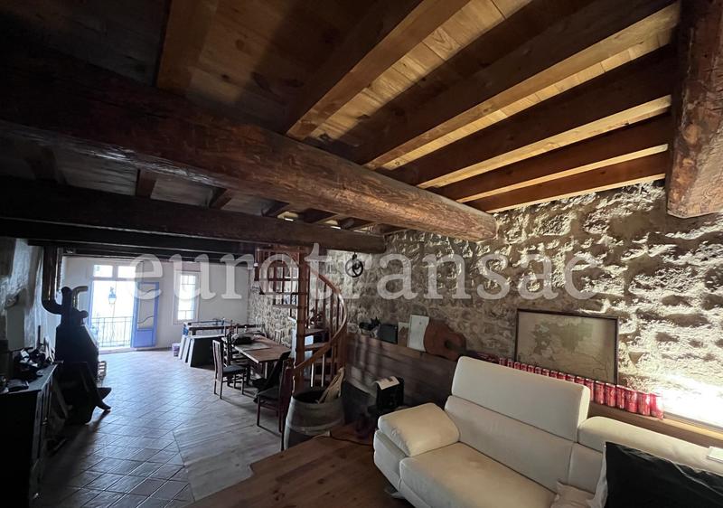 Maison de village - 116 m² - 3 pièces