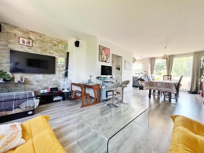 Appartement - 81 m² - 5 pièces