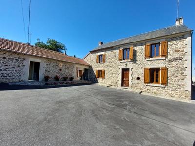 Maison de village - 167 m² - 7 pièces