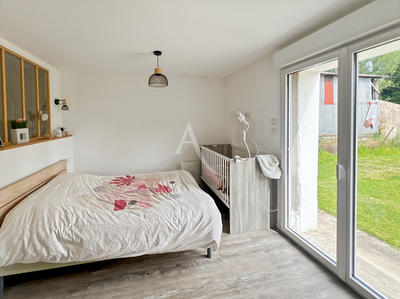 Maison - 90 m² - 3 pièces