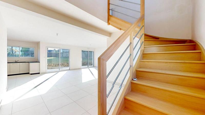 Maison - 160 m² - 6 pièces