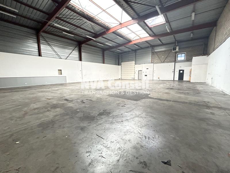 Entrepôt - 544 m²