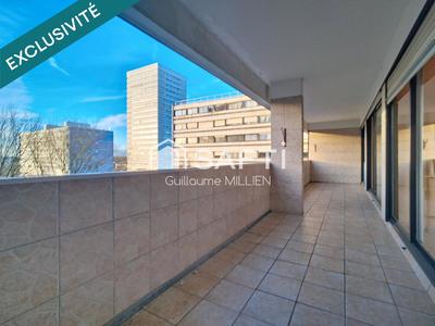 Appartement - 89 m² - 4 pièces