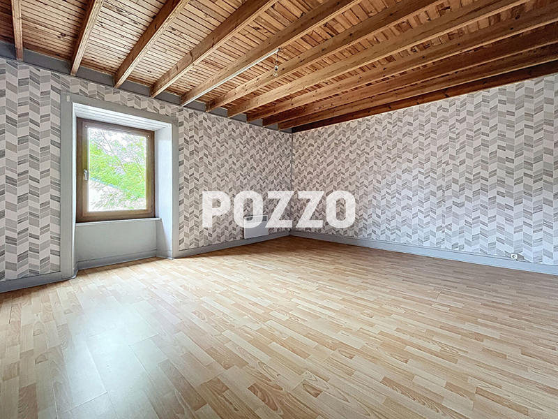 Maison - 113 m² - 5 pièces