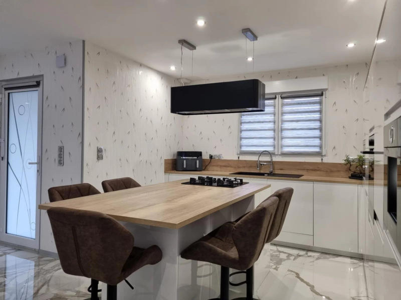 Maison traditionnelle - 100 m² - 3 pièces