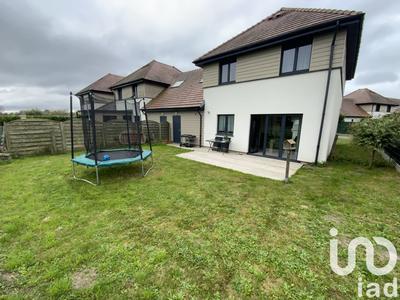 Maison - 103 m² - 5 pièces