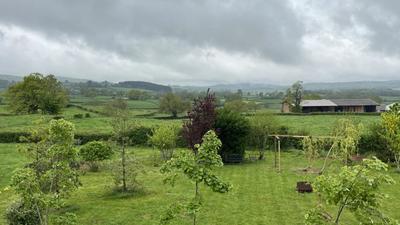 Maison traditionnelle - 190 m² - 6 pièces