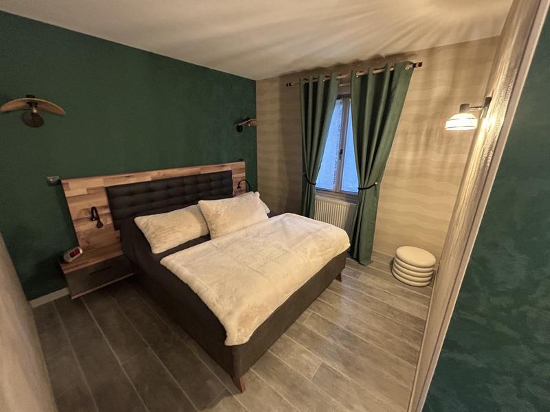 Maison - 180 m² - 7 pièces