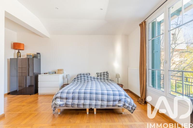 Maison - 135 m² - 7 pièces