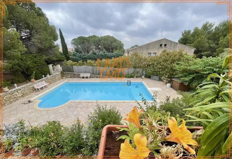 Villa - 176 m² - 7 pièces