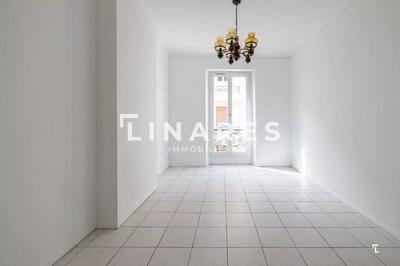 Appartement - 77 m² - 3 pièces