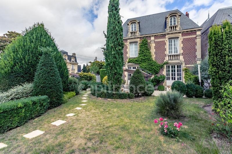 Maison - 175 m² - 7 pièces