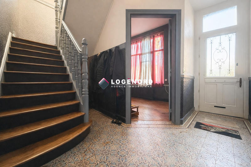 Maison - 194 m² - 7 pièces