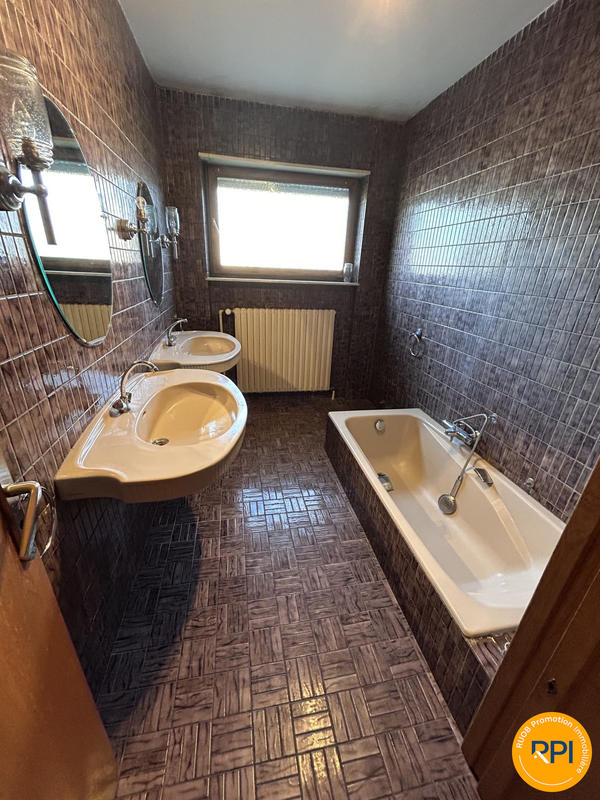 Maison - 102 m² - 4 pièces