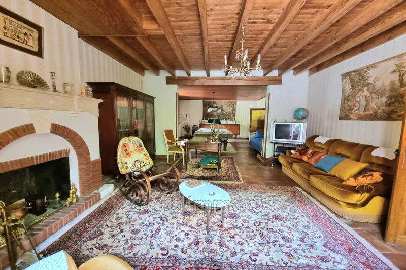 Maison - 180 m² - 6 pièces