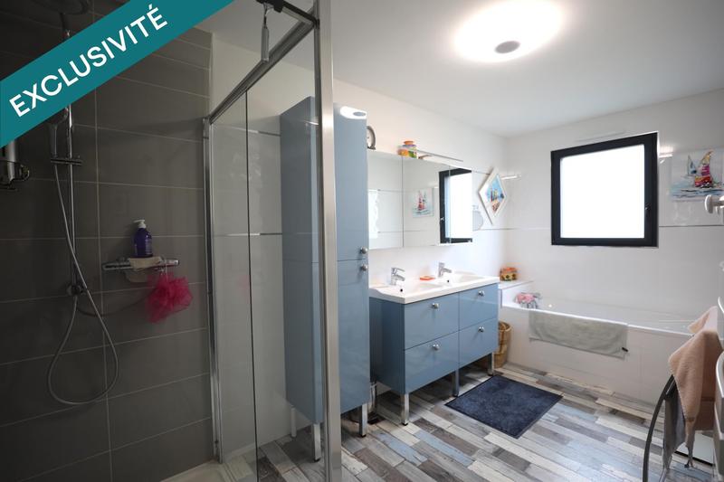 Villa - 160 m² - 9 pièces