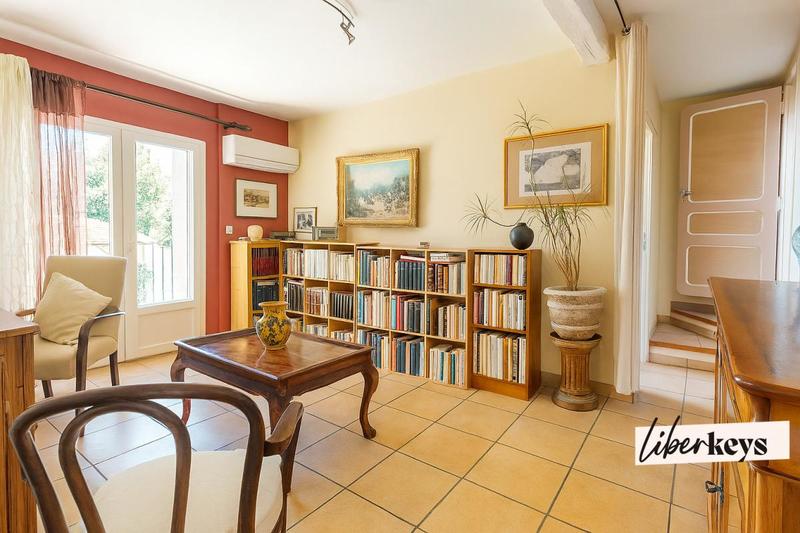 Maison de maîtres - 600 m² - 6 pièces