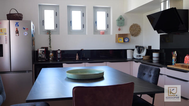 Propriété - 191 m² - 5 pièces