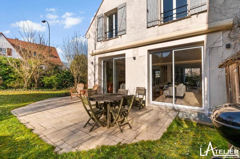 Maison - 167 m² - 7 pièces