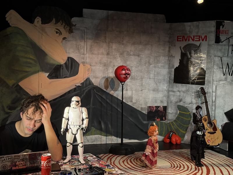 H#Mlet, la Fin d'une Enfance