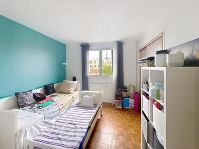 Appartement - 83 m² - 4 pièces