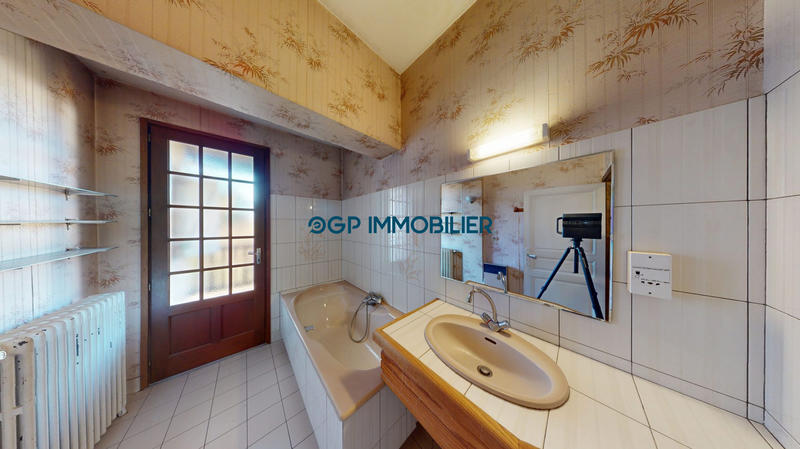 Maison - 175 m² - 6 pièces