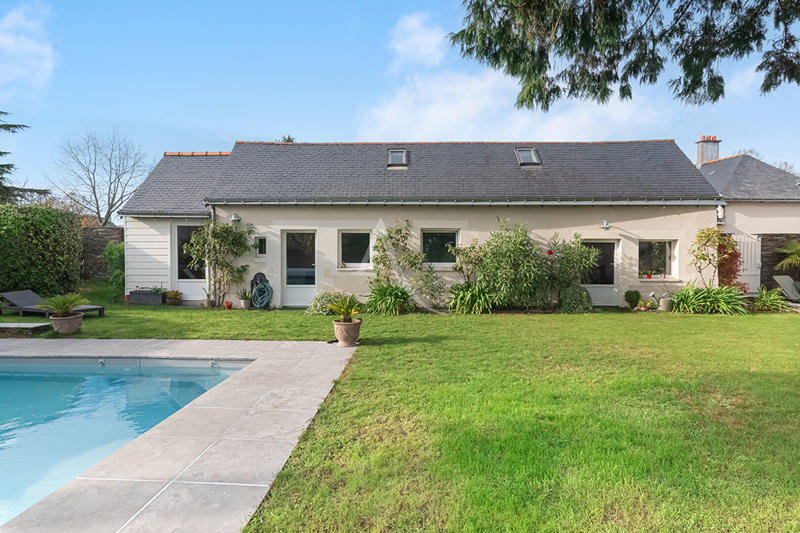 Maison - 190 m² - 7 pièces