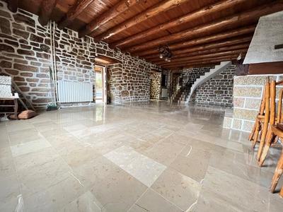 Maison - 114 m² - 5 pièces