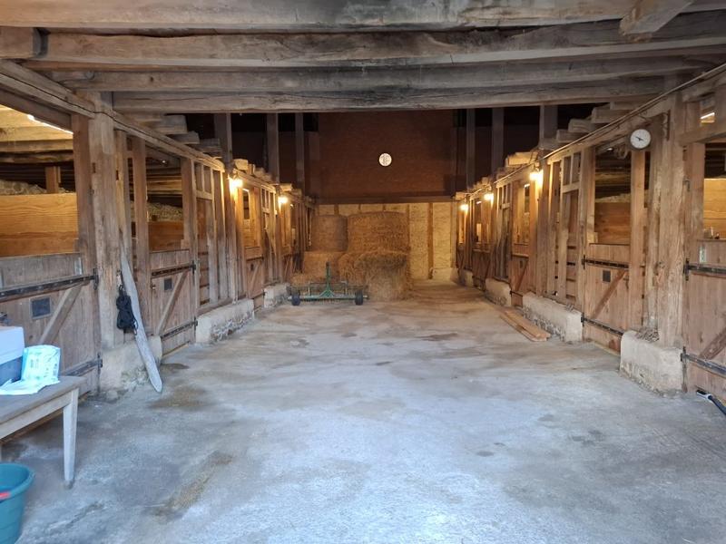 Maison - 371 m² - 20 pièces