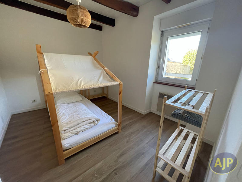 Maison - 104 m² - 5 pièces