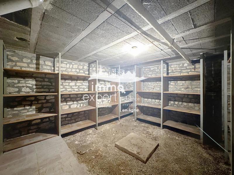 Maison de village - 244 m² - 8 pièces