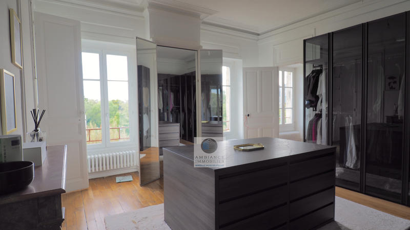 Appartement - 371 m² - 11 pièces