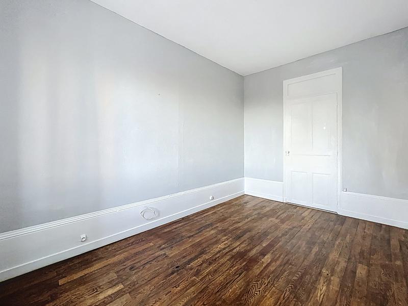 Appartement - 64 m² - 2 pièces