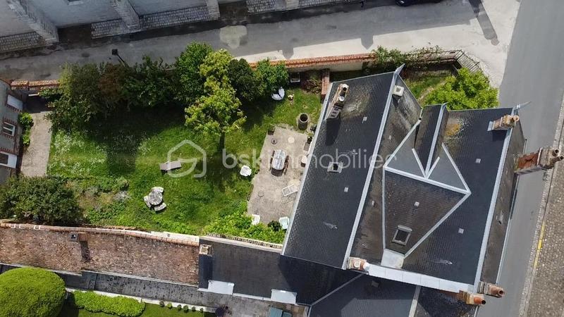 Maison de maîtres - 216 m² - 10 pièces