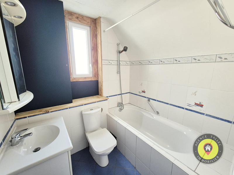 Maison - 98 m² - 5 pièces