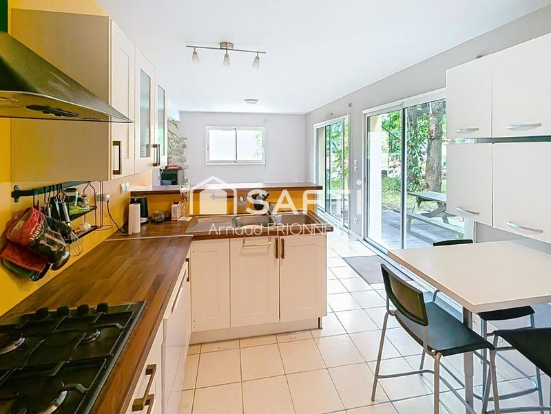 Maison - 131 m² - 6 pièces