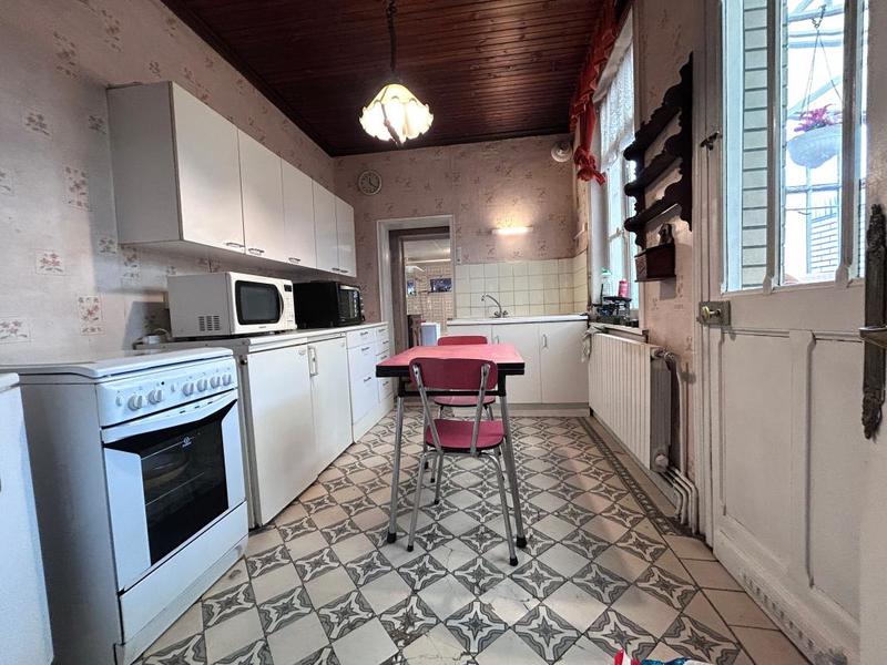 Maison - 97 m² - 4 pièces