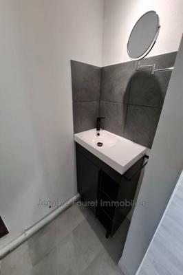 Studio - 14 m² - 1 pièce