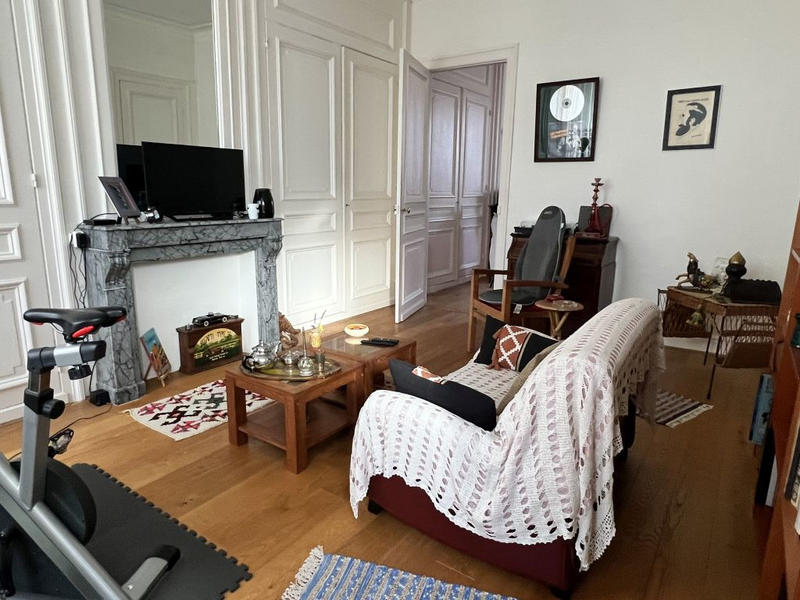 Maison - 290 m² - 8 pièces