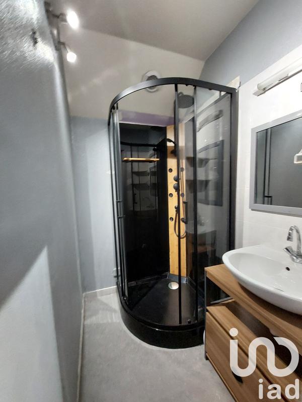 Maison - 180 m² - 6 pièces