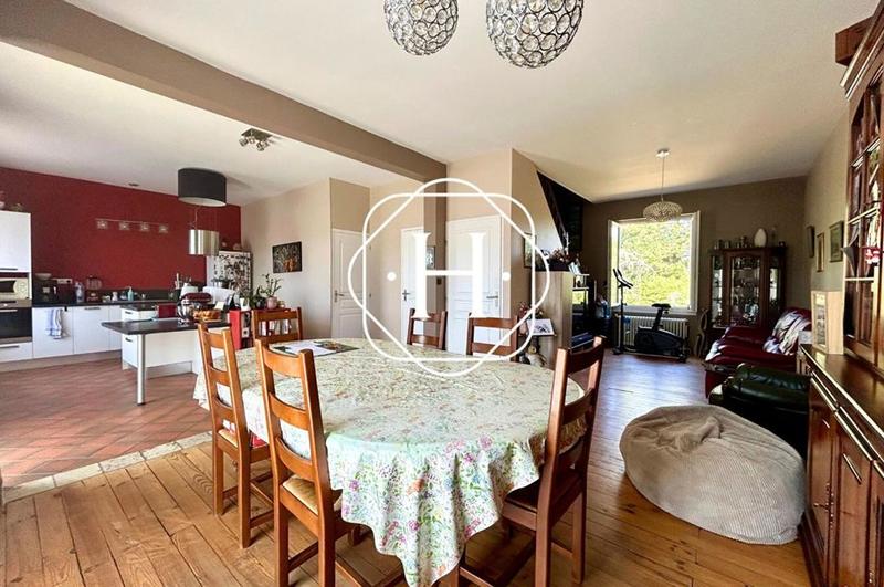 Maison - 168 m² - 4 pièces