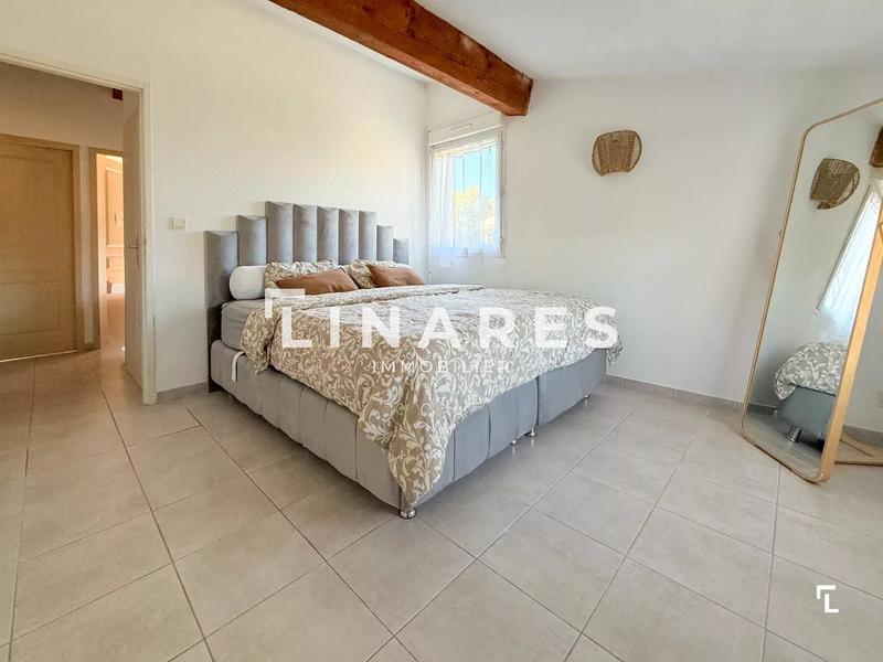 Appartement - 90 m² - 4 pièces