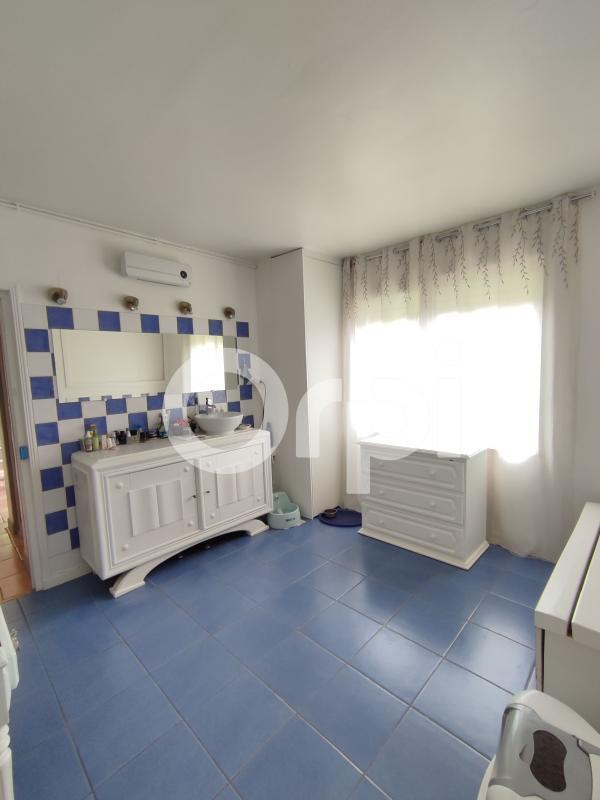 Maison - 130 m² - 4 pièces