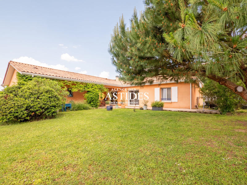 Maison contemporaine - 180 m² - 6 pièces