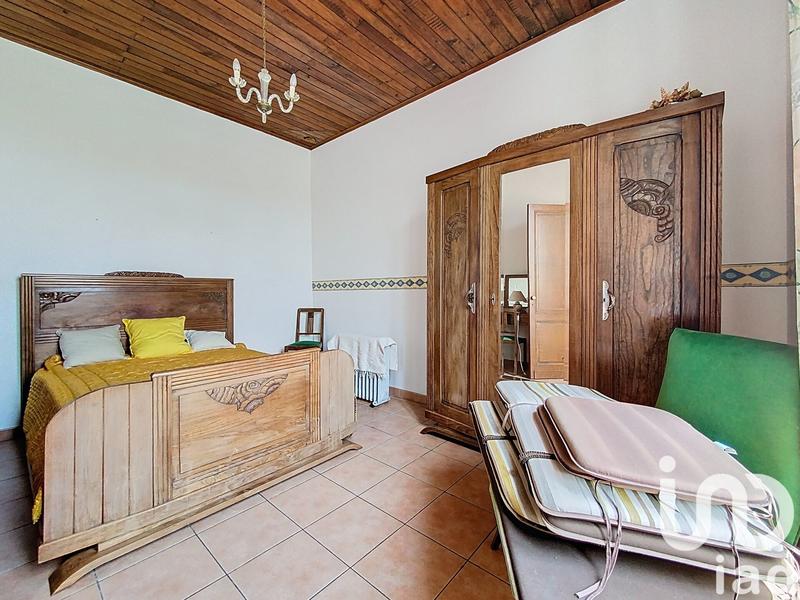 Maison - 267 m² - 9 pièces